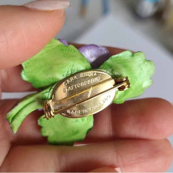 Vintage Signed Collectible Cara China Purple Flower Floral Brooch London - Picture 4 of 8